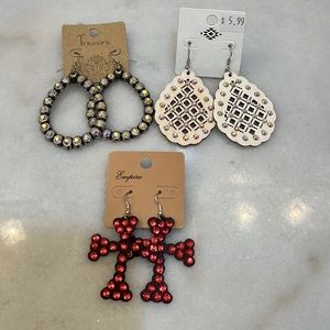 3 new pairs long earrings